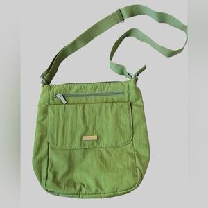 Baggallini Olive Green Nylon Crossbody Bag Lightweight Travel Organizer